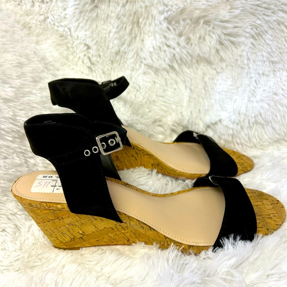 Cute Torrid Black 11.5W wedges